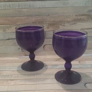 💙💙💙Hand painted purple wine/water glasses